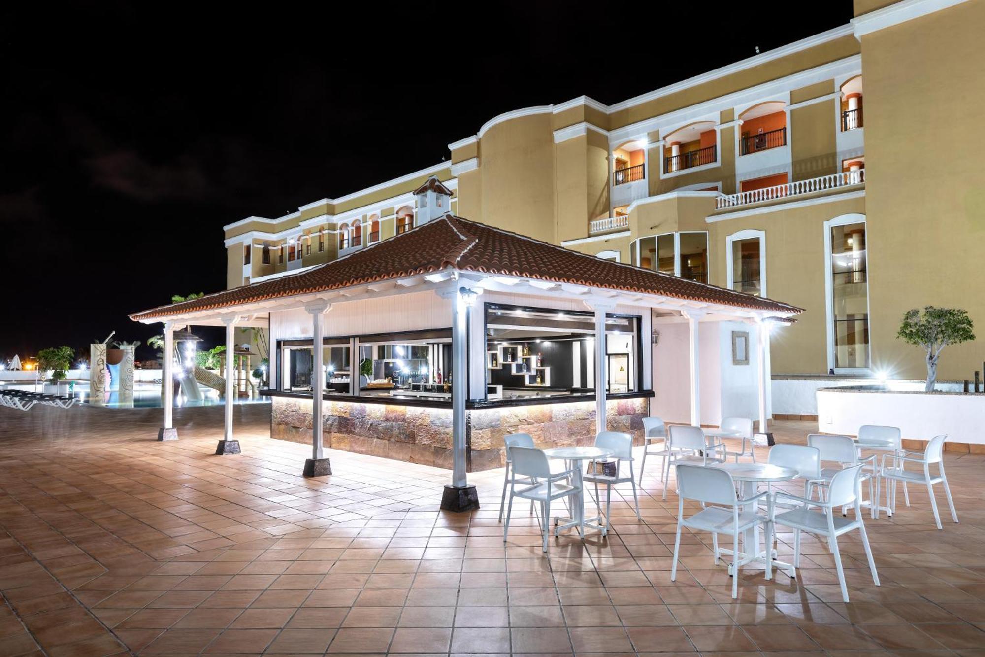 Hotel Chatur Playa Real