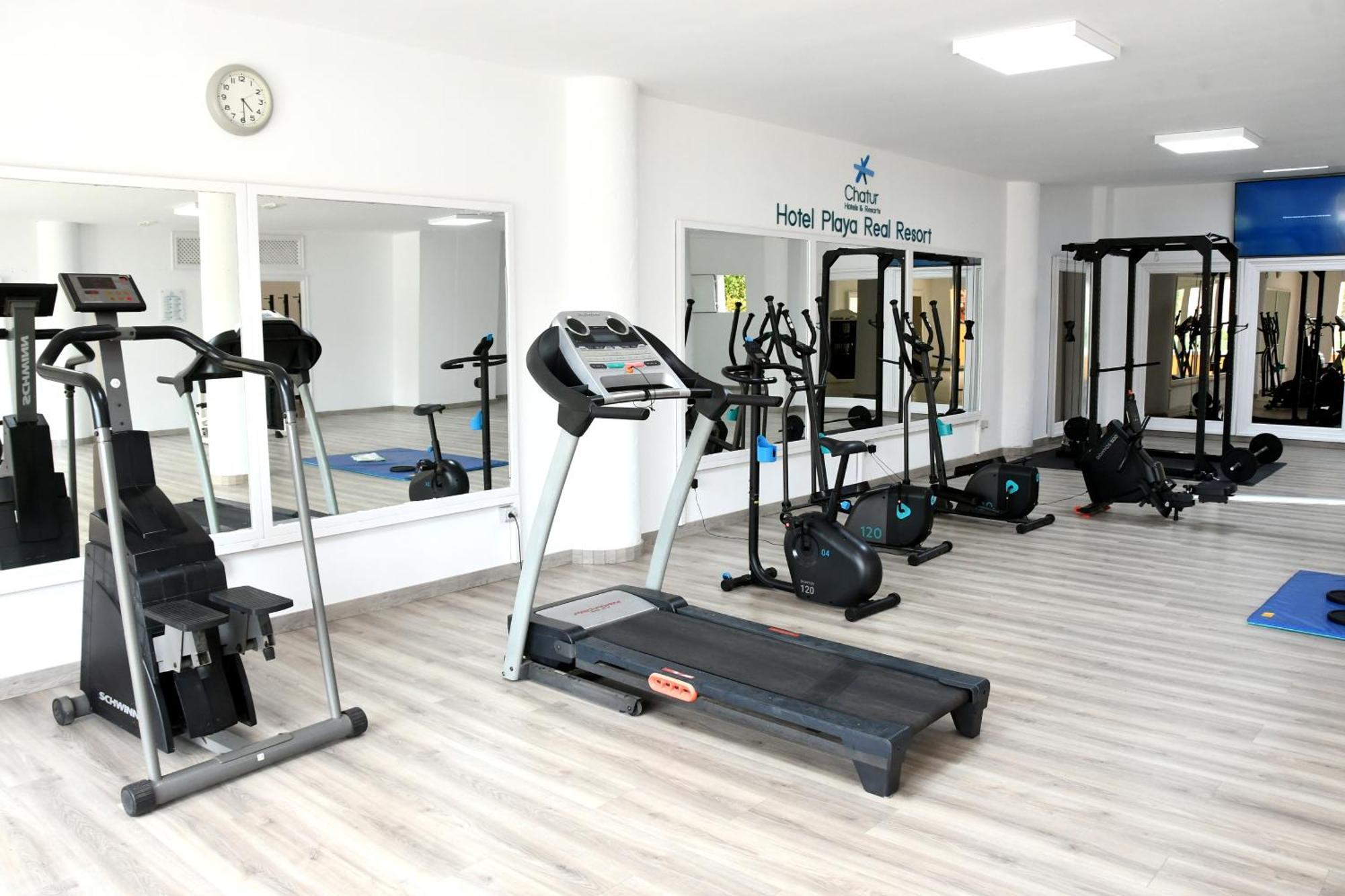 Chatur Playa Real Hotel 4*